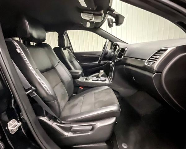 used 2022 Jeep Grand Cherokee car, priced at $31,931
