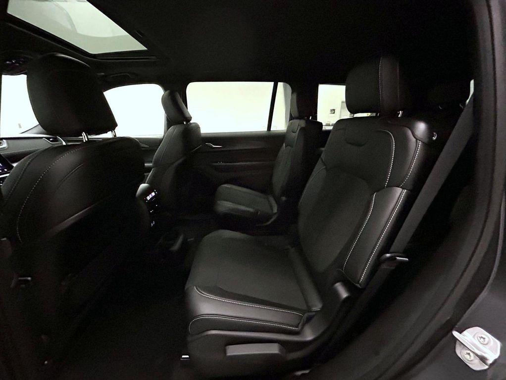 new 2025 Jeep Grand Cherokee L car, priced at $40,938