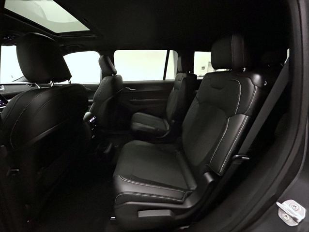 new 2025 Jeep Grand Cherokee L car, priced at $42,871