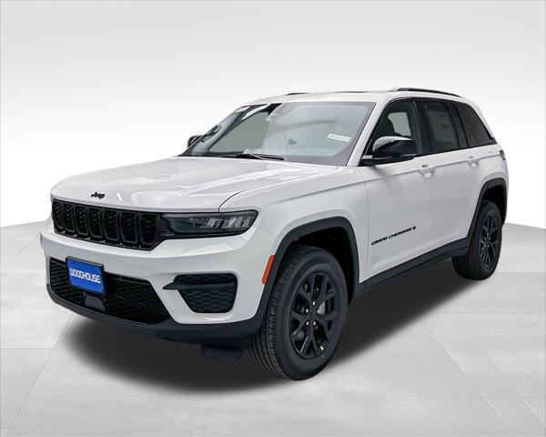 new 2025 Jeep Grand Cherokee car, priced at $40,214