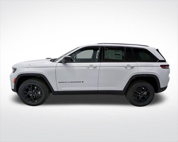 new 2025 Jeep Grand Cherokee car, priced at $40,214