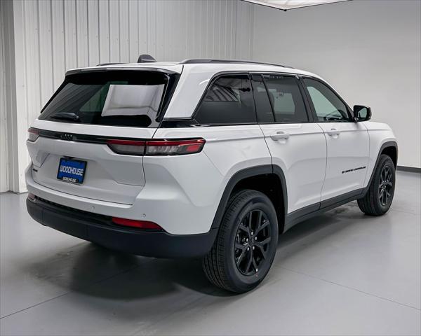 new 2025 Jeep Grand Cherokee car, priced at $40,214