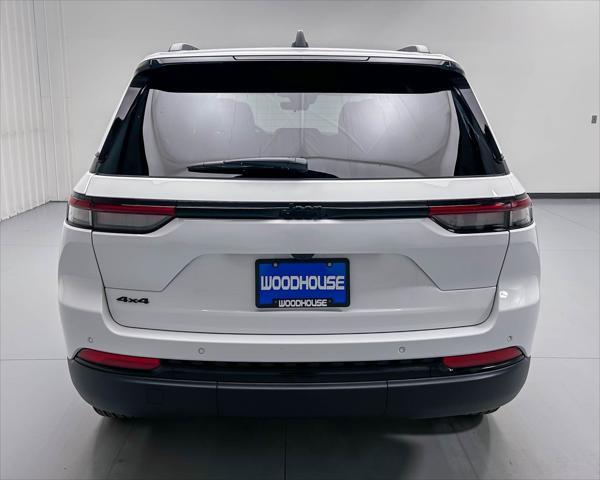 new 2025 Jeep Grand Cherokee car, priced at $40,214