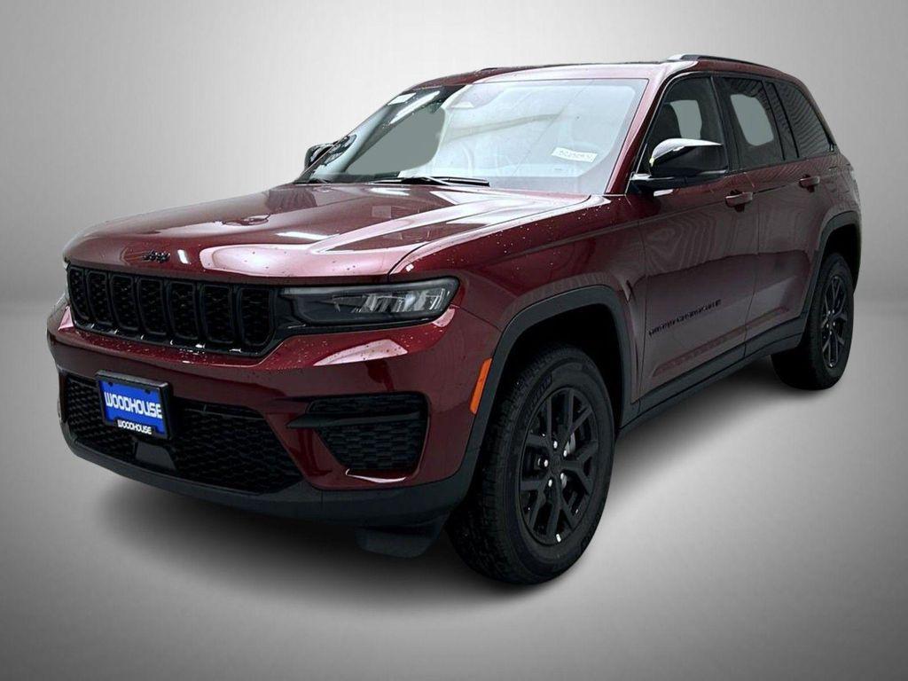 new 2025 Jeep Grand Cherokee car, priced at $40,755