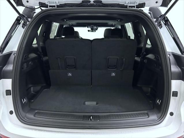 new 2025 Jeep Grand Cherokee L car, priced at $39,338