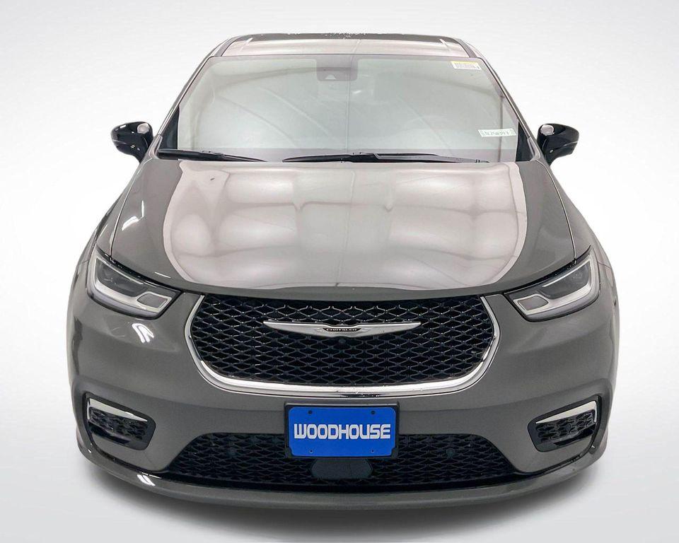 new 2025 Chrysler Pacifica car, priced at $42,970
