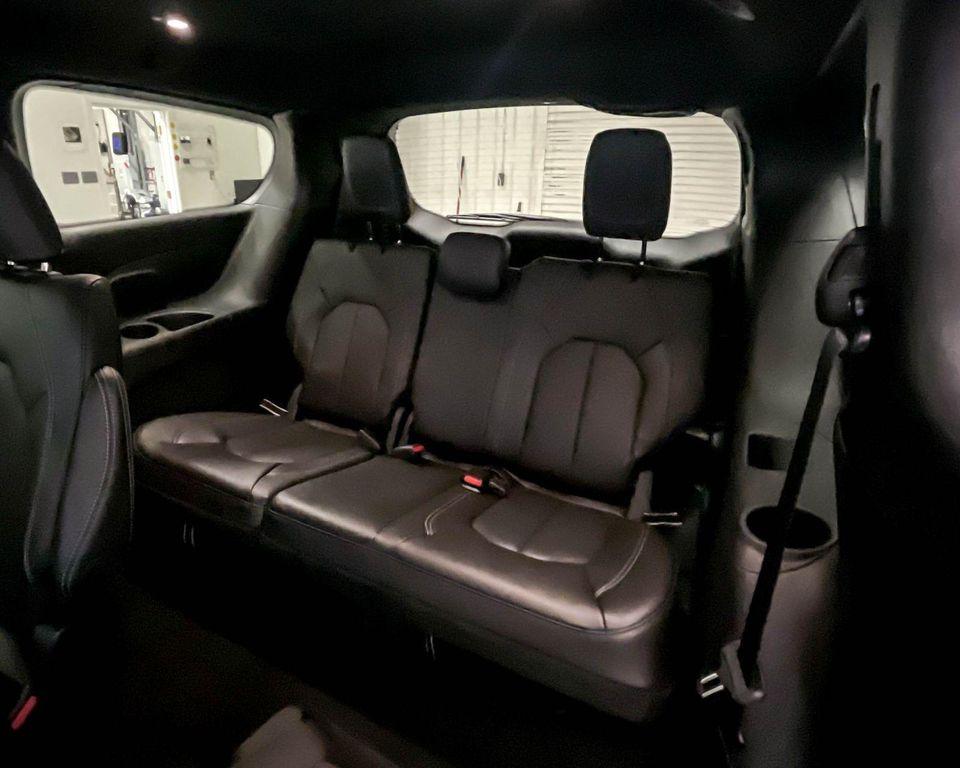 new 2025 Chrysler Pacifica car, priced at $42,970