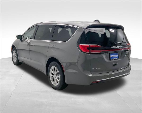 new 2025 Chrysler Pacifica car, priced at $44,088