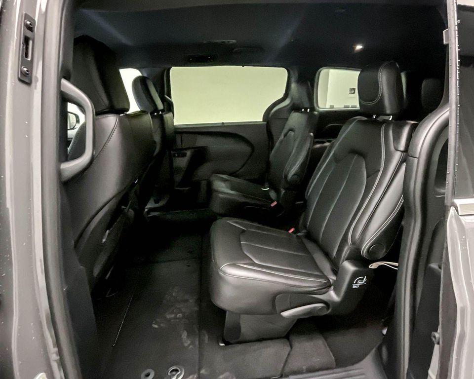 new 2025 Chrysler Pacifica car, priced at $42,970