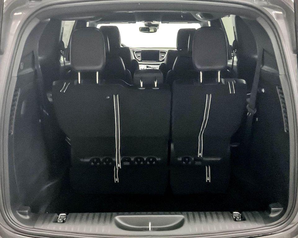 new 2025 Chrysler Pacifica car, priced at $42,970