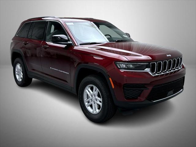 new 2025 Jeep Grand Cherokee car, priced at $39,742