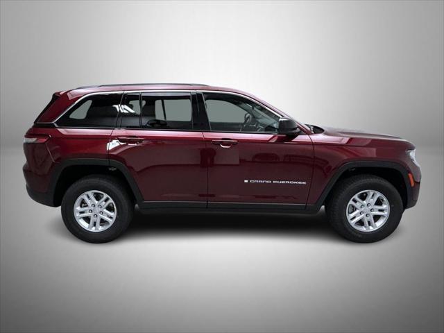 new 2025 Jeep Grand Cherokee car, priced at $39,742