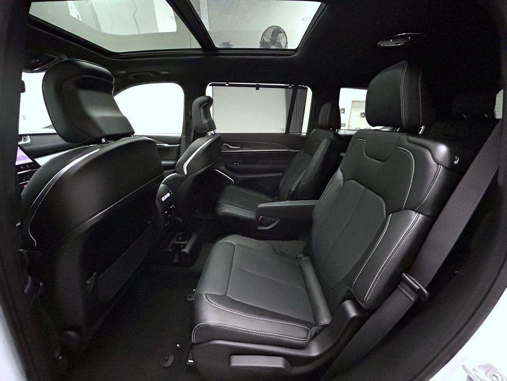 new 2025 Jeep Grand Cherokee L car, priced at $61,489