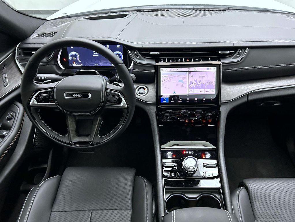 new 2025 Jeep Grand Cherokee L car, priced at $61,489