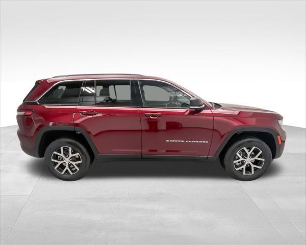 new 2025 Jeep Grand Cherokee car, priced at $41,974