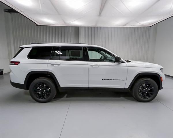 new 2025 Jeep Grand Cherokee L car, priced at $41,781