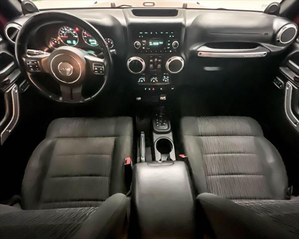 used 2012 Jeep Wrangler Unlimited car, priced at $18,900