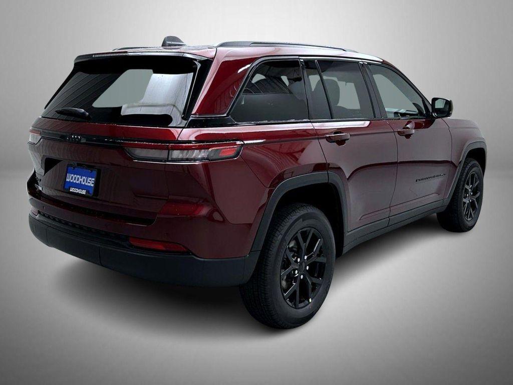 new 2025 Jeep Grand Cherokee car, priced at $39,288