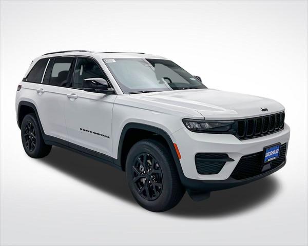 new 2024 Jeep Grand Cherokee car, priced at $40,271