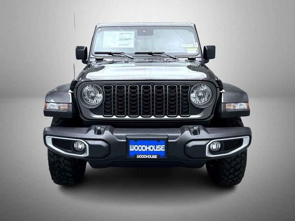 new 2025 Jeep Gladiator car, priced at $43,756