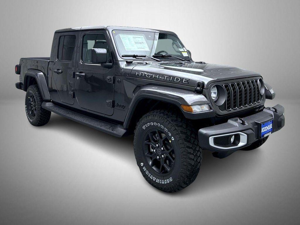 new 2025 Jeep Gladiator car, priced at $43,756