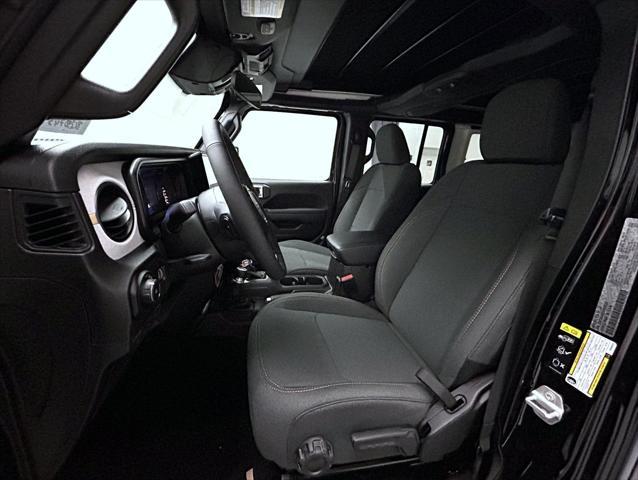 new 2025 Jeep Wrangler car, priced at $45,483