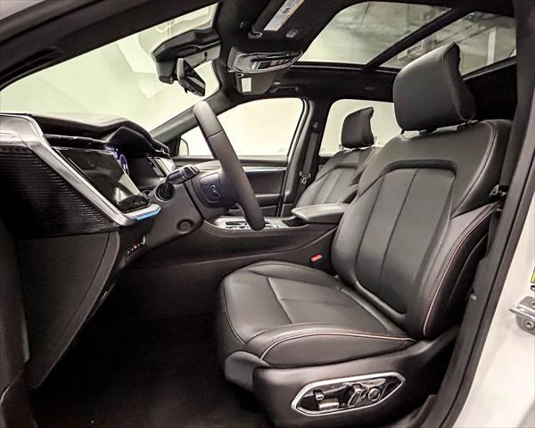 new 2025 Jeep Wagoneer S car, priced at $51,925