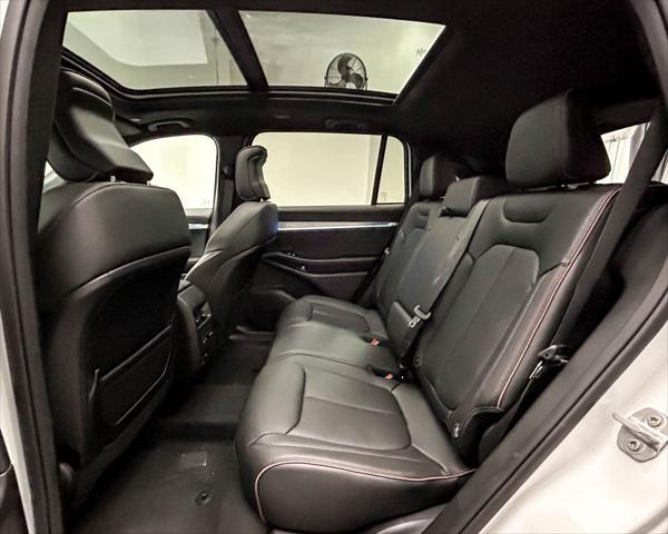 new 2025 Jeep Wagoneer S car, priced at $51,925