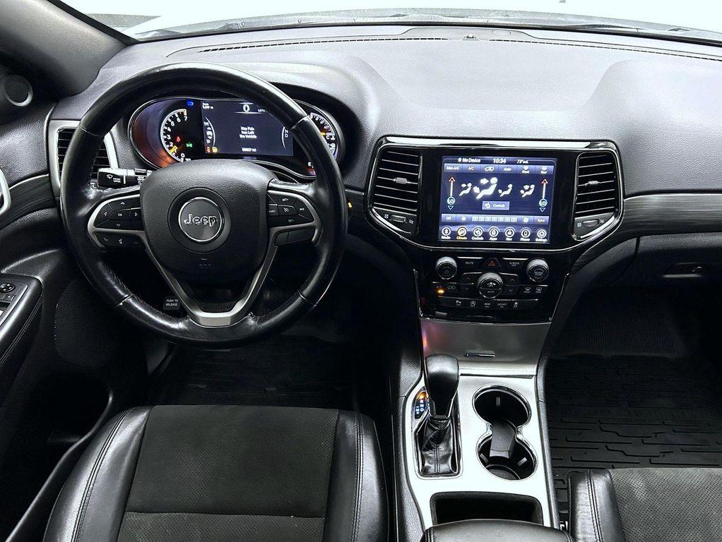 used 2021 Jeep Grand Cherokee car, priced at $23,613