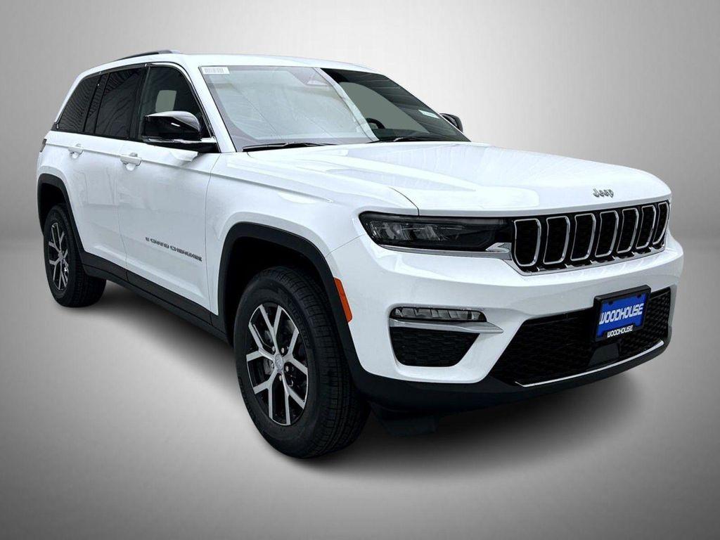 new 2025 Jeep Grand Cherokee car, priced at $40,031