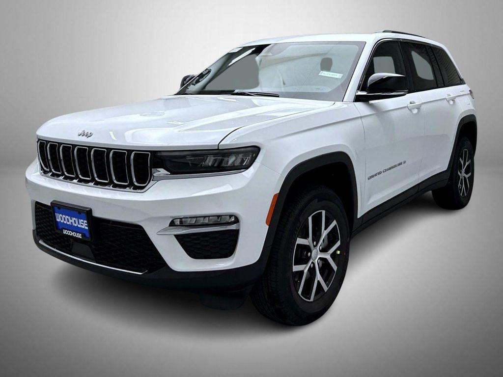 new 2025 Jeep Grand Cherokee car, priced at $40,031