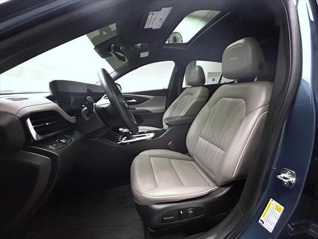 used 2024 Buick Envista car, priced at $28,625