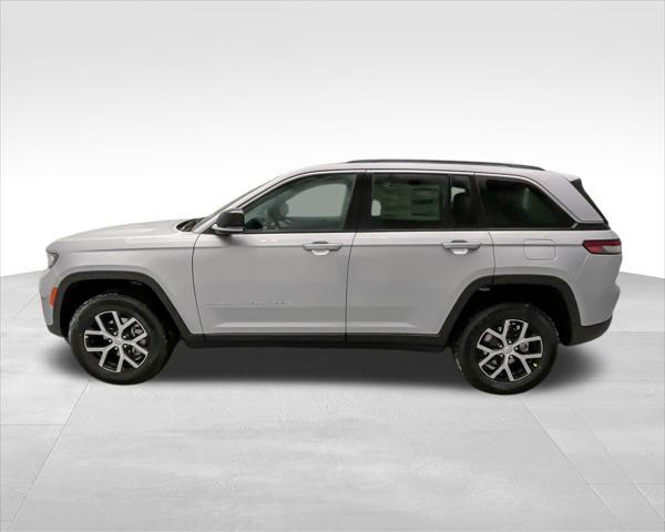 new 2025 Jeep Grand Cherokee car, priced at $41,974