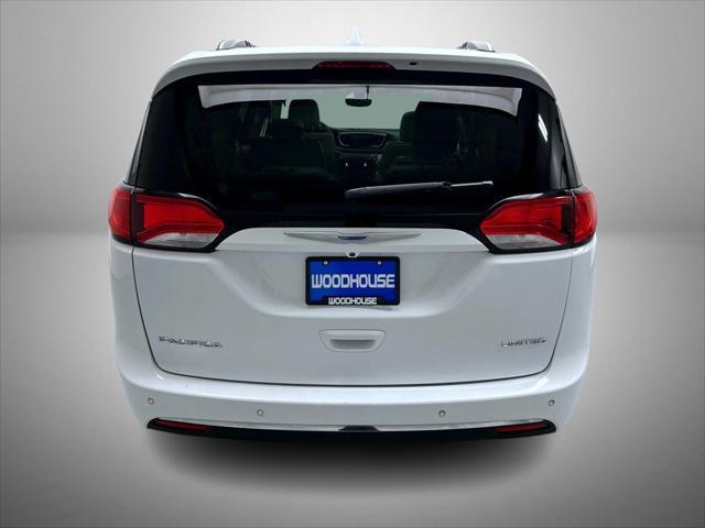used 2018 Chrysler Pacifica car, priced at $18,550