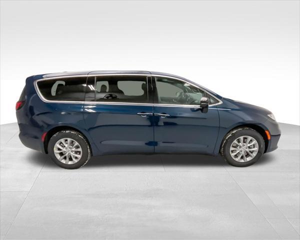 new 2025 Chrysler Pacifica car, priced at $44,088