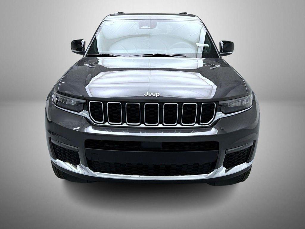 new 2025 Jeep Grand Cherokee L car, priced at $42,074