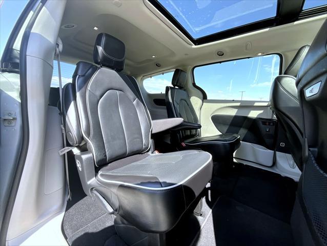 used 2024 Chrysler Pacifica car, priced at $36,521