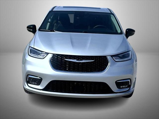 used 2024 Chrysler Pacifica car, priced at $36,521