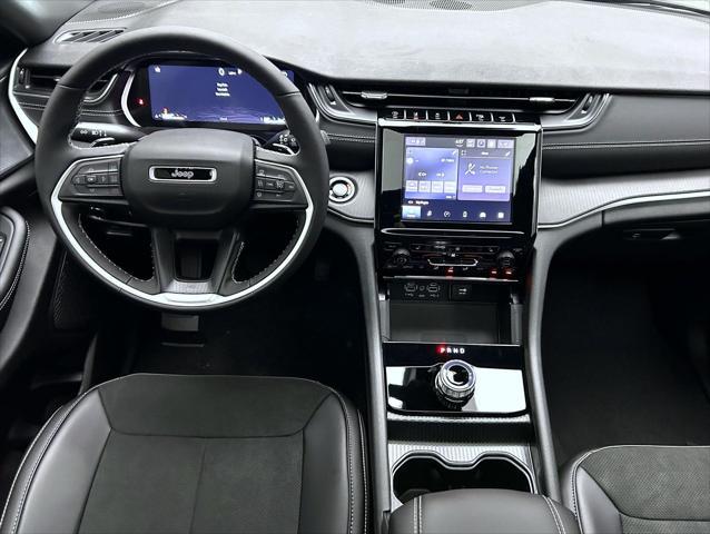 new 2025 Jeep Grand Cherokee L car, priced at $42,871