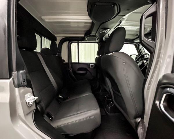 used 2022 Jeep Gladiator car, priced at $33,625