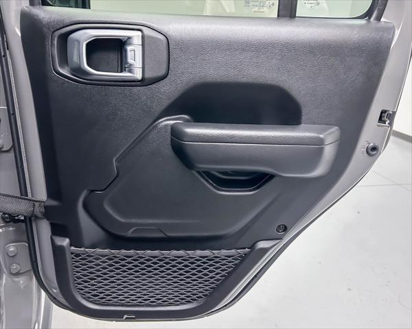 used 2022 Jeep Gladiator car, priced at $33,625