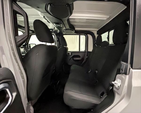 used 2022 Jeep Gladiator car, priced at $33,625
