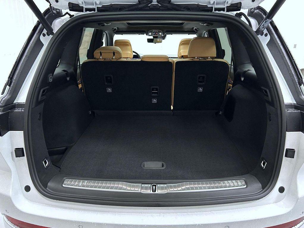 new 2025 Jeep Grand Cherokee car, priced at $61,469