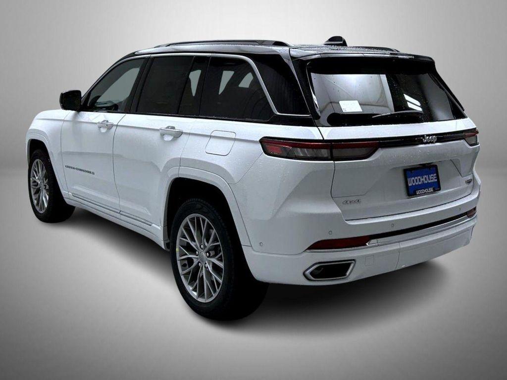 new 2025 Jeep Grand Cherokee car, priced at $61,469
