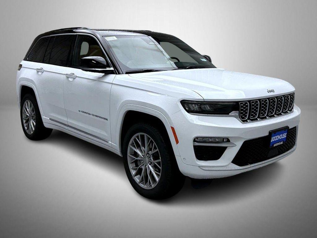 new 2025 Jeep Grand Cherokee car, priced at $61,469