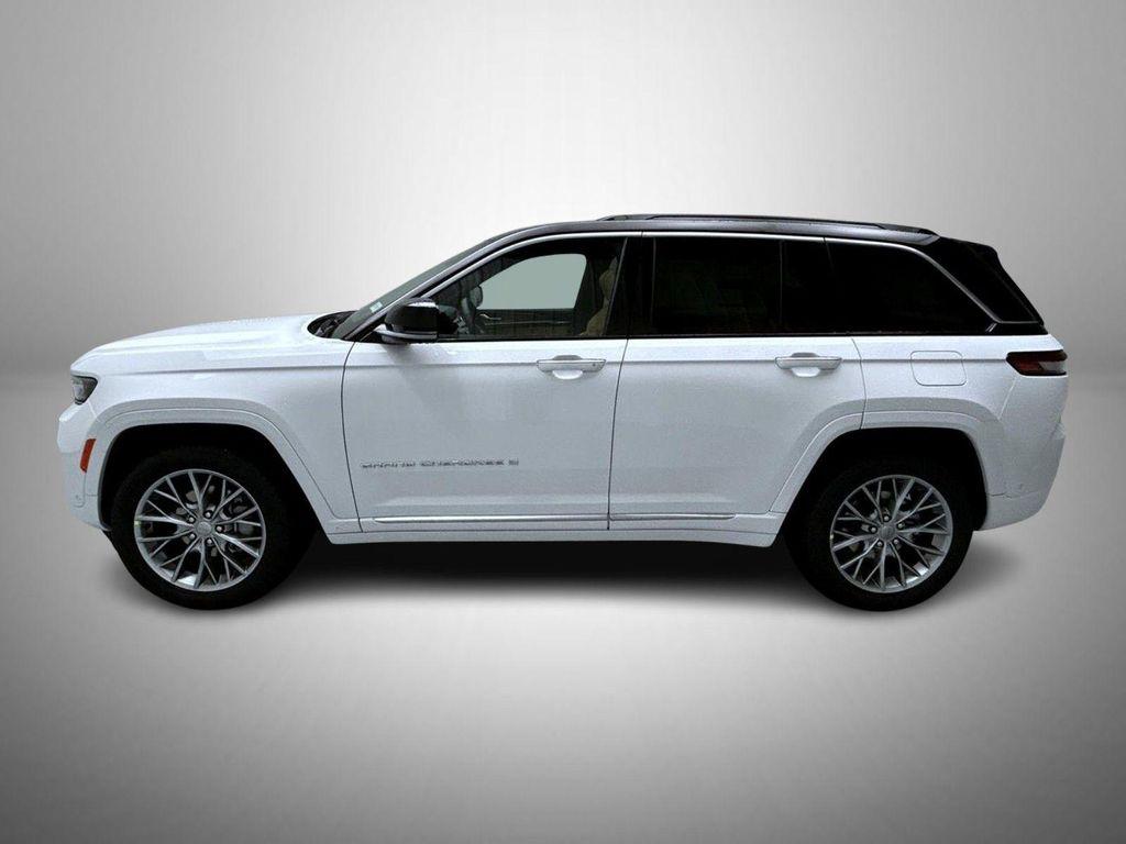 new 2025 Jeep Grand Cherokee car, priced at $61,469