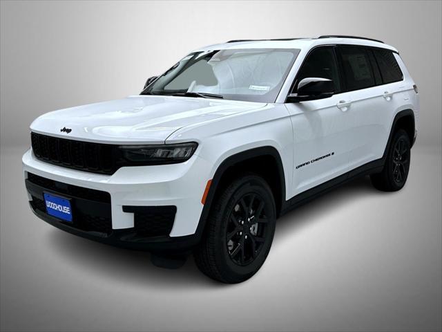 new 2025 Jeep Grand Cherokee L car, priced at $42,276
