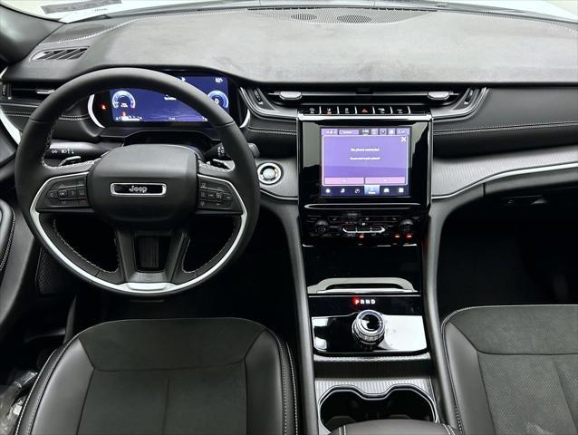 new 2025 Jeep Grand Cherokee L car, priced at $42,276