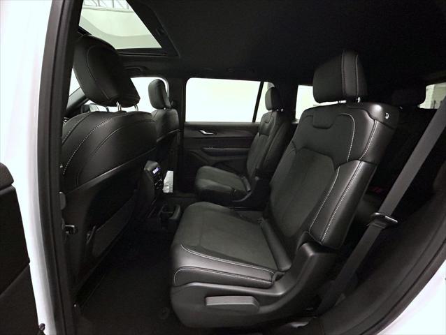 new 2025 Jeep Grand Cherokee L car, priced at $42,276