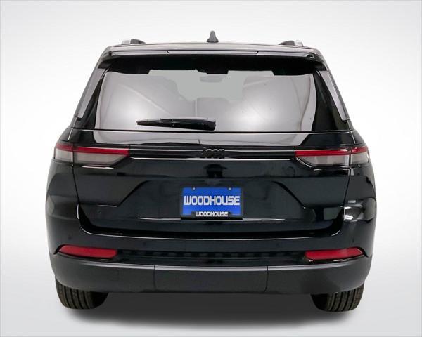 new 2025 Jeep Grand Cherokee car, priced at $40,809